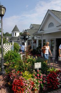 Shopping in Blowing Rock