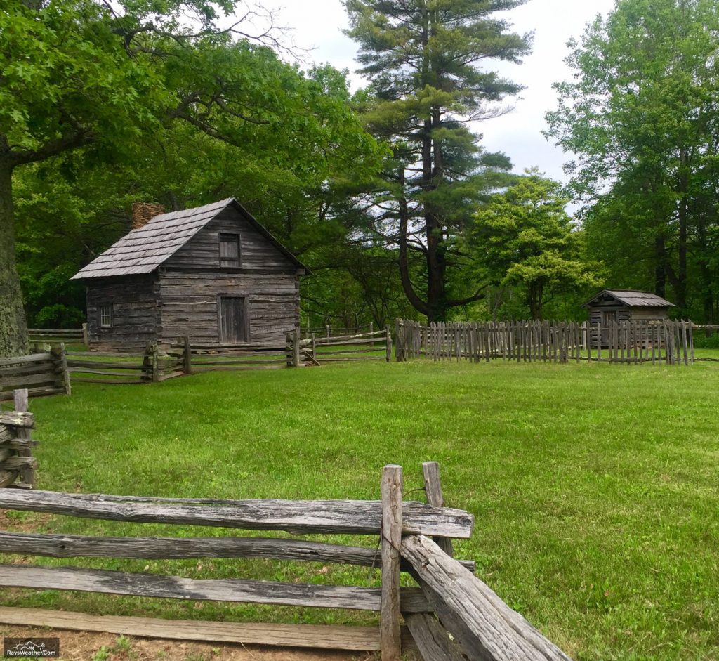 Puckett Cabin, near Milepost 189